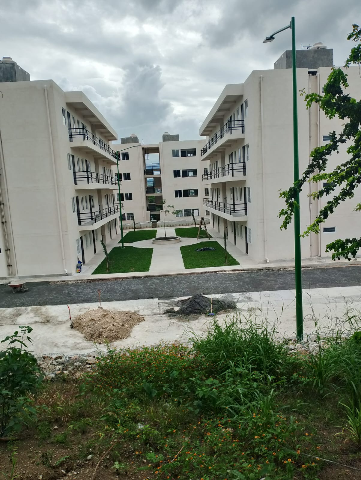 Obra de urbanización y pavimentación del fraccionamiento Loma Linda, Terán